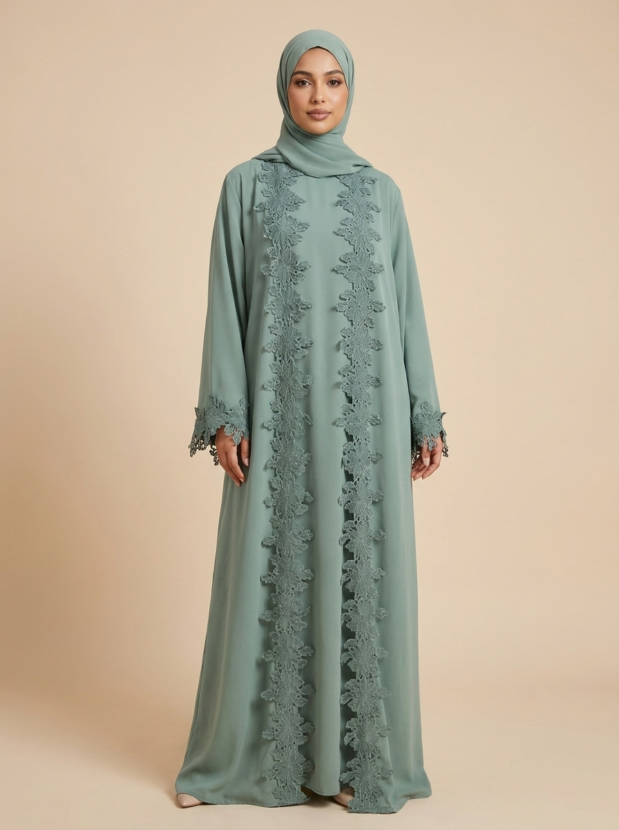 Abaya Prestige vert sauge en dentelle florale – Kiswa Collection