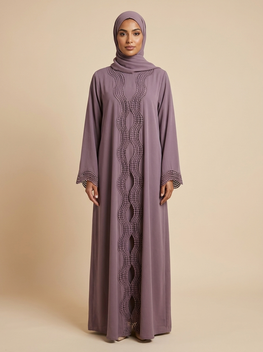 Abaya Sofia mauve, vue de face – mode modeste – Kiswa Collection